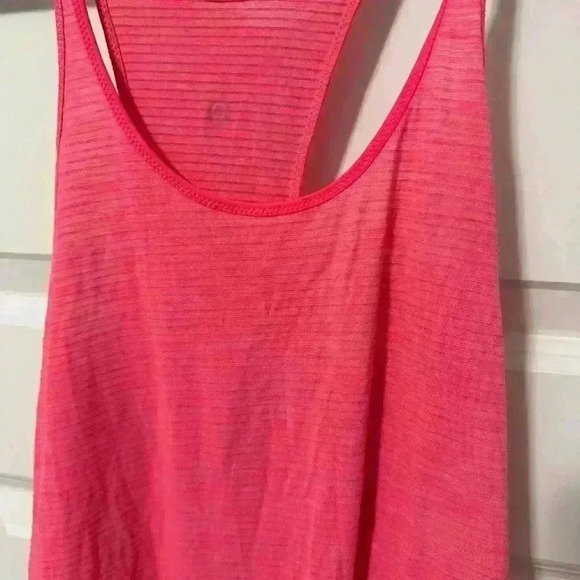 Lululemon Athletica Women’s Hot Pink Striped Singlet Running Workout Size Medium - Picture 4 of 5
